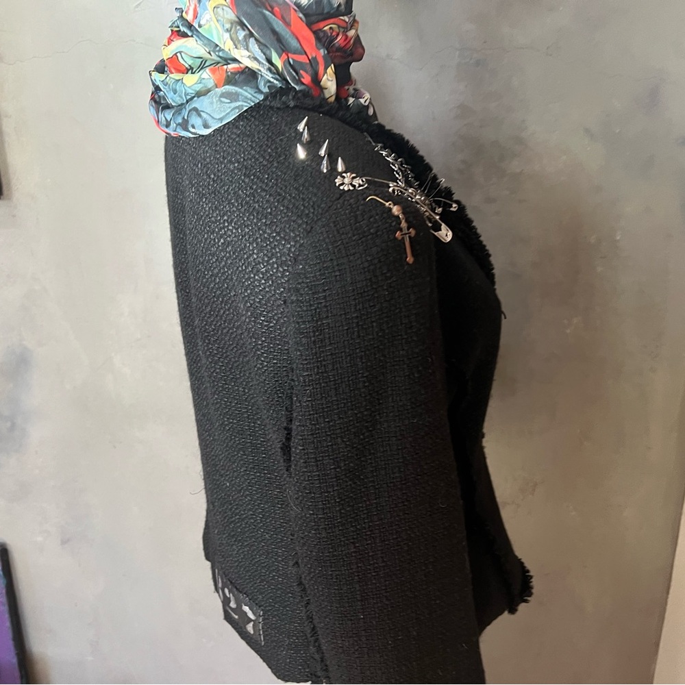 Upcycled Ann Taylor Chunky Boucle’ Jacket w. Chain, Pin & Charm Embellishments - Picture 10 of 16